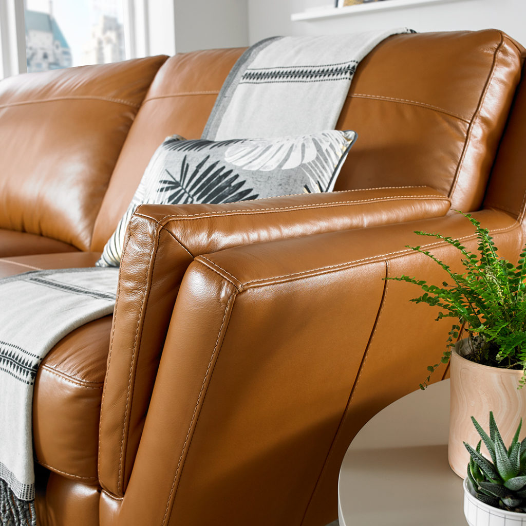 Spotlight Italian Leather Sofas Sofological